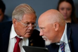 हाउस ने ट्रम्प मेगाबिल पर काम शुरू किया, जॉनसन का कहना है कि वोट बुधवार को आ सकता है